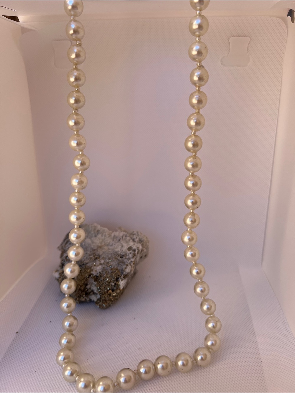 Vintage Pearl Necklace - Cream Pearls